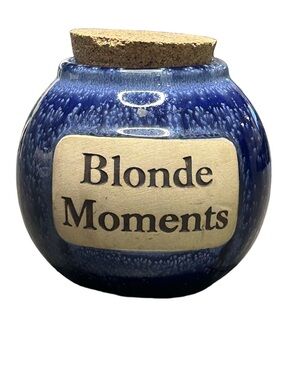 VTG novelty kitschy humorous piggy bank  “blonde moments” ceramic word jar